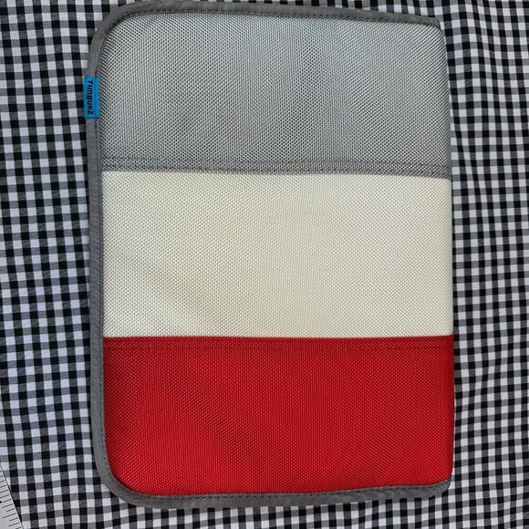 Timbuk2 Envelope Sleeve Ipad Tablet Travel Case Red White & Grey - Picture 4 of 4